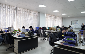 昆山宣潤(rùn)——公司舉行拔河比賽